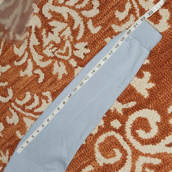 Lune Active  yuki cropped zip sweater size XS dusty blue - Picture 12 of 16